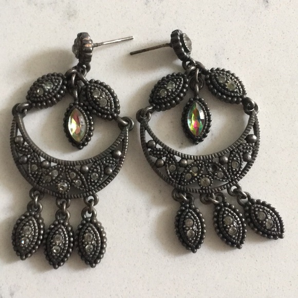 Silvery tone Vintage earrings - Picture 1 of 5